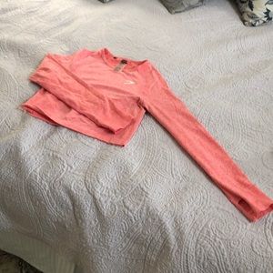 gym shark crop top fitted